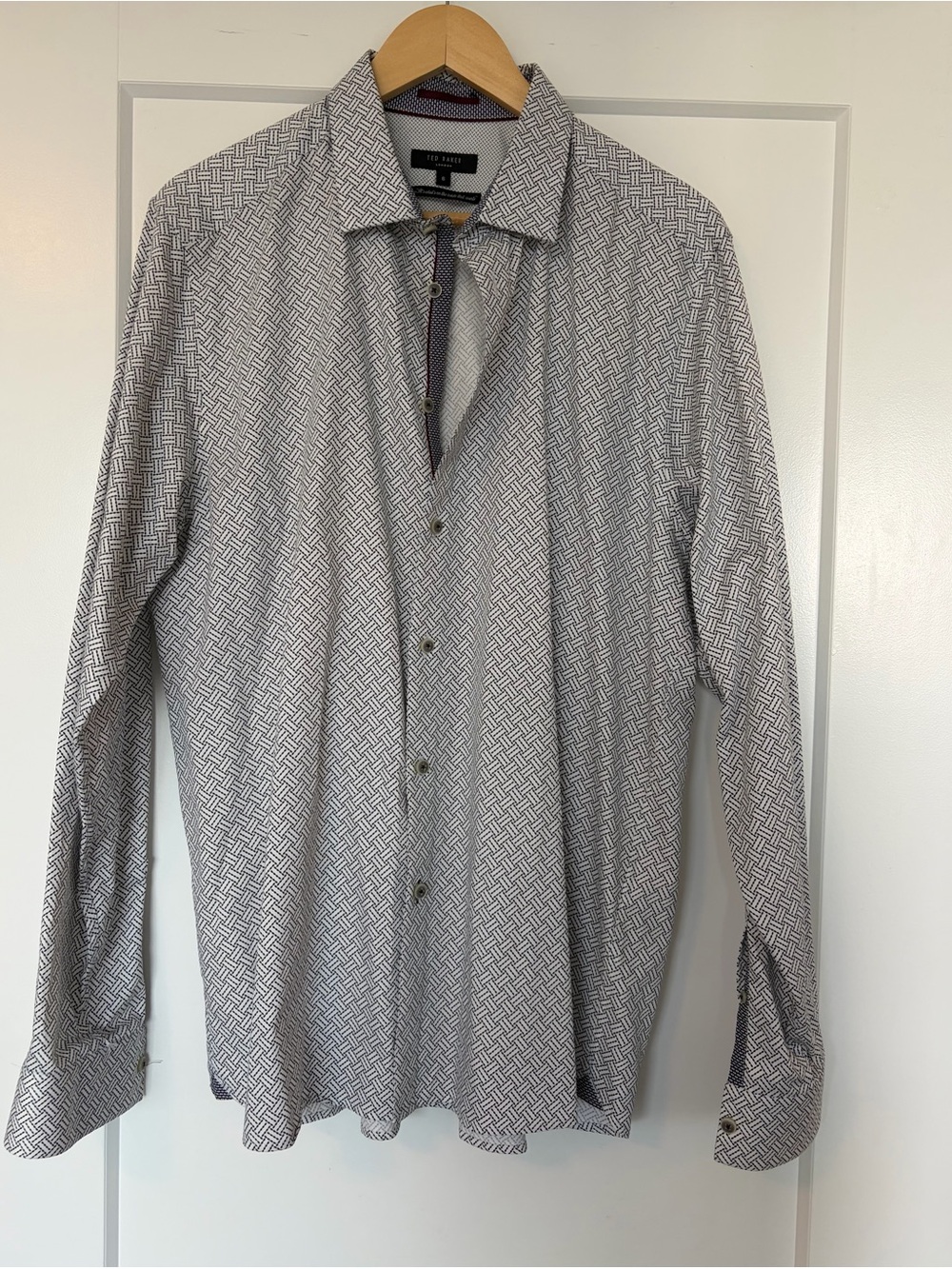Ted Baker London Dress Shirt Size 6 (XL) White & Black Print — Like New